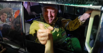 Wagner chief Prigozhin calls halt to Moscow advance