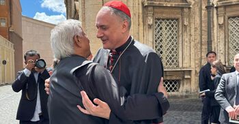 Yunus attends Pope’s funeral