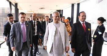 Chief Adviser arrives in Tokyo