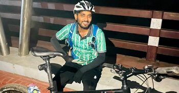 সাইকেলে ১২ ঘণ্টায় ৩০০ কিলোমিটার পাড়ি দিলেন রাজবাড়ীর ইউসুফ ইকবাল