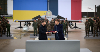 ফ্রান্সের কাছ থেকে ১০০ রাফায়েল যুদ্ধবিমান পাচ্ছে ইউক্রেন