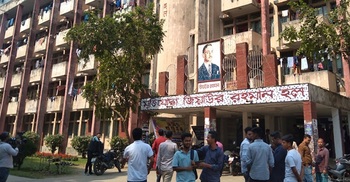 জিয়া হলেও হারলেন আবিদ, চারগুণ বেশি ভোট পেলেন সাদিক কায়েম
