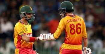 Zimbabwe stun Sri Lanka to finish top of Group B