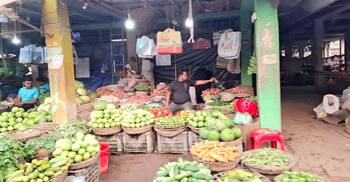 বোতলজাত সয়াবিন উধাও, লেবু-শসার চড়া দাম