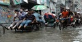 বৃষ্টিতে রাজধানীবাসীর ভোগান্তি