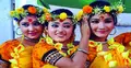 বসন্তের সাজ-পোশাক