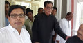টুঙ্গীপাড়ার পথে আশরাফরা