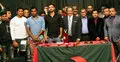 মেলবর্নে প্রবাসীদের সংবর্ধনায় সিক্ত মাশরাফিরা