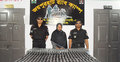 জয়পুরহাটে ফেনসিডিলসহ তরুণী আটক
