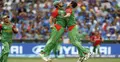 মাশরাফি-তাসকিনের অভিনব উদযাপন (ভিডিও)