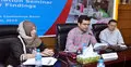 প্রজনন স্বাস্থ্যসেবায় নিরুৎসাহিত নারী শ্রমিকরা
