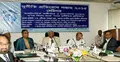 প্রশাসনিক কর্মকর্তারা আশঙ্কাজনকভাবে রাজনীতিতে জড়াচ্ছেন