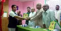 খন্দকার শাহিন ডেল-কার্নেগী অ্যাওয়ার্ডে ভূষিত