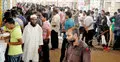 টিকিট : নিলে নেন না নিলে যান