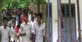 শ্লীলতাহানীর প্রতিবাদে বিদ্যালয়ে তালা ঝুলিয়ে বিক্ষোভ 