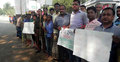 গাজীপুরে স্কুলছাত্রী হত্যার ঘটনায় এলাকাবাসীর মানববন্ধন