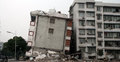 না.গঞ্জে ৩৬ ঝুঁকিপূর্ণ ভবনে বড় দুর্ঘটনার আশঙ্কা