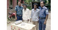 গাঁজা কেনাবেচার সময় আটক ২