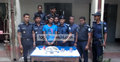 ঝিনাইদহে ৫টি বোমাসহ আটক ১