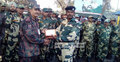 হিলি সীমান্তে বিজিবিকে মিষ্টি উপহার দিলো বিএসএফ