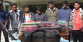 চুয়াডাঙ্গায় ভারতীয় কাপড়সহ আটক ৬