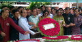 টুঙ্গিপাড়ায় বঙ্গবন্ধুর সমাধিতে বিএফইউজে ও ডিইউজের শ্রদ্ধা