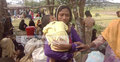 জিরো পয়েন্টে কাঁদছে ২০ হাজার রোহিঙ্গা