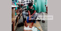পা দিয়ে লিখে পরীক্ষা দিচ্ছে কালিহাতীর আসিফ