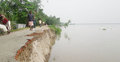 ধরলা নদীর ভাঙনে একদিনে গৃহহীন ১০ পরিবার