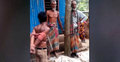 চু‌রির অপবাদে বাবা-ছে‌লে‌কে শিকলে বে‌ঁধে নির্যাতন