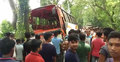 বাসচাপায় গেল ভ্যানচালকসহ দু’জনের প্রাণ