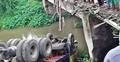 ব্রিজ ভেঙে নদীতে পাথরবোঝাই ট্রাক