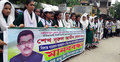 শিক্ষকের জন্য রাস্তায় দাঁড়াল শিক্ষার্থীরা