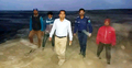 অবৈধ বালু উত্তোলন ঠেকাতে ভোর ৪টায় হাজির এসিল্যান্ড