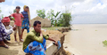 চাঁপাইনবাবগঞ্জে পদ্মার ভাঙনে দিশেহারা চরাঞ্চলের মানুষ