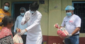 করোনা দুর্গতদের পাশে মানবতার ফেরিওয়ালা