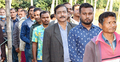 লাইনে দাঁড়িয়ে ভোট দিলেন এমপি গোপাল