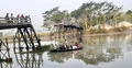 নৌকার ধাক্কায় নদীতে ভেঙে পড়ল সেতু