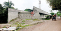 ব্রিজ নির্মাণের ১০ মাসেও হয়নি সংযোগ সড়ক