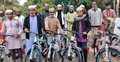 টানা ৪১ দিন জামাতে নামাজ পড়ে সাইকেল পেল ১৮ কিশোর