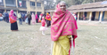ক্রাচে ভর করে ভোট দিলেন বৃদ্ধা আমেনা
