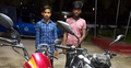চোরাই মোটরসাইকেল বেচতে এসে ধরা দুই চোর