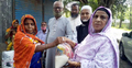 সখীপুরে ৫৫০ পরিবারে স্বরাষ্ট্রমন্ত্রীর পিএসের ঈদ উপহার
