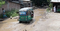 বেহাল সড়ক, প্রায়ই উল্টে যাচ্ছে পরিবহন