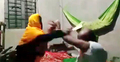 বরগুনায় আ’লীগ নেতাকে নারীর জুতাপেটার ভিডিও ভাইরাল