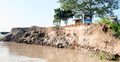 ফরিদপুরের পদ্মাপাড়ের ২ শতাধিক পরিবার তীব্র ভাঙন আতঙ্কে