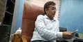 মদ কিনতে টাকা দিচ্ছেন অতিরিক্ত জেলা প্রশাসক, ভিডিও ভাইরাল