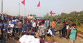 শিক্ষার্থীদের বিক্ষোভ, ঢাকার সঙ্গে উত্তরবঙ্গের রেল যোগাযোগ বন্ধ