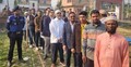 ১৭ বছর পর নিজ কেন্দ্রে লাইনে দাঁড়িয়ে ভোট দিলেন বাবর!