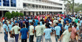 সর্বনিম্ন বেতন ১৮ হাজার করাসহ ১২ দাবি, বিএটি শ্রমিকদের বিক্ষোভ